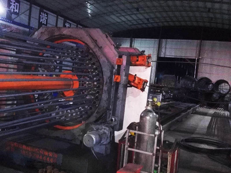 數(shù)控鋼筋籠滾焊機
